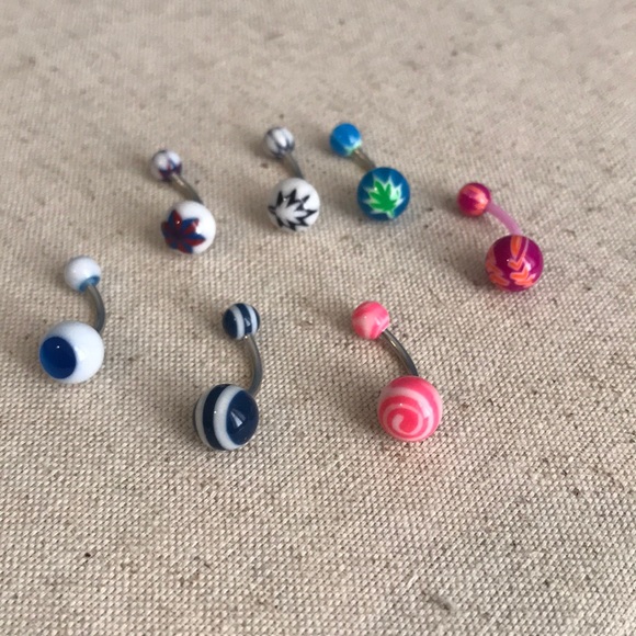Bellybutton ring - Picture 2 of 3